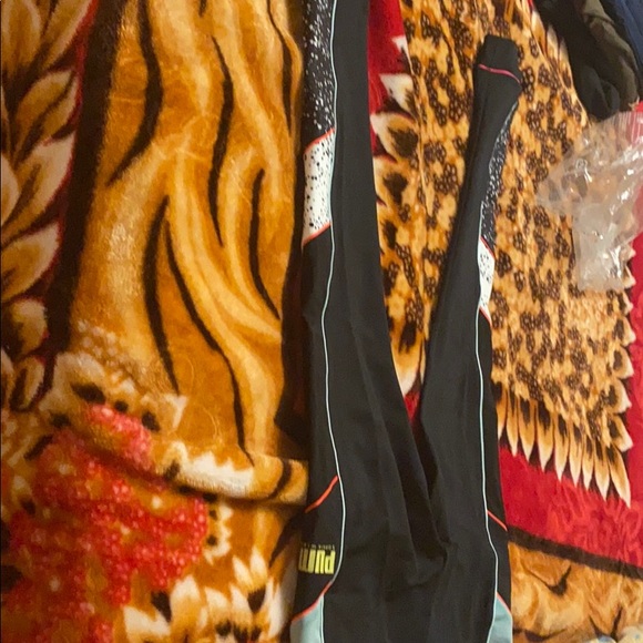 Leggings - Picture 2 of 3